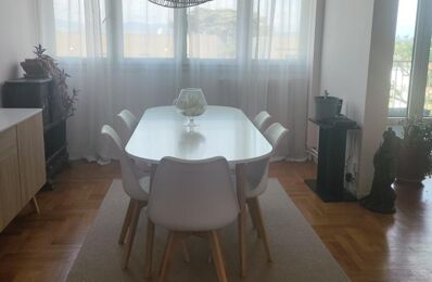 location appartement 560 € CC /mois à proximité de Vénissieux (69200)