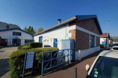 Local industriel  4680 €