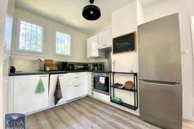 Appartement 4 pièces 975 €