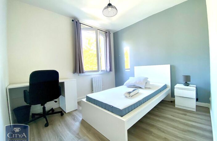 Location appartement 4 pièces 73 m² à Tours (37200) — photo 4