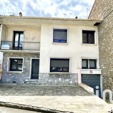 Maison 10 pièces 274 m²