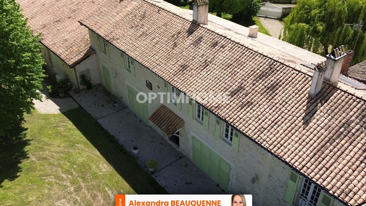 maison 9 pièces 336 m2 à vendre à Périgné (79170)