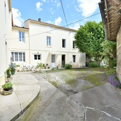 Maison 8 pièces 180 m²