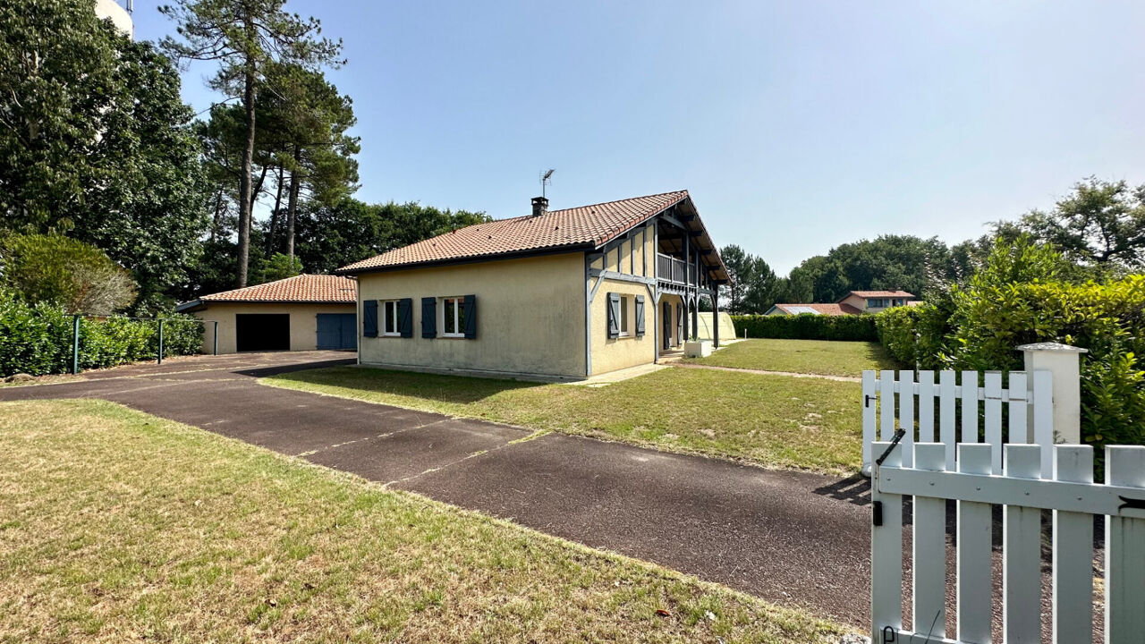 maison 7 pièces 207 m2 à vendre à Saint-Geours-de-Maremne (40230)