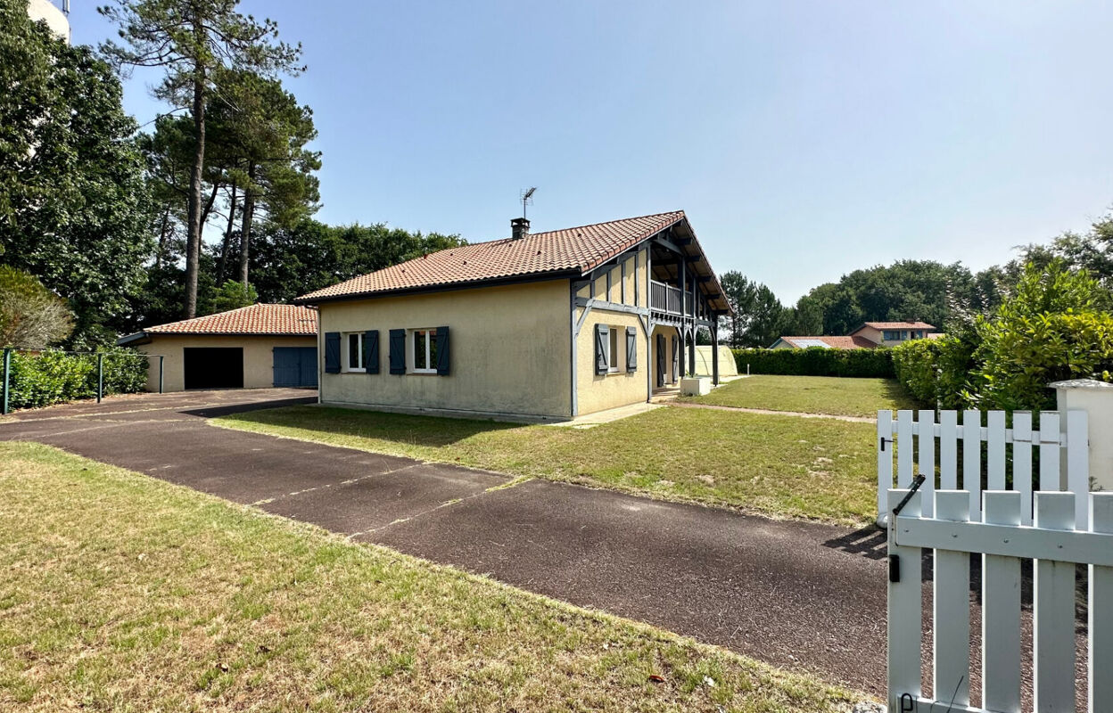 maison 7 pièces 207 m2 à vendre à Saint-Geours-de-Maremne (40230)