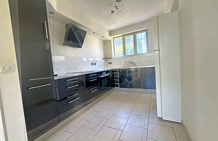 A vendre Arles, beau T4  avec place de parking — photo 3