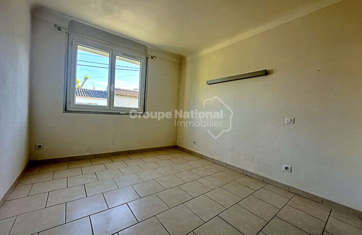 A vendre Arles, beau T4  avec place de parking — photo 4