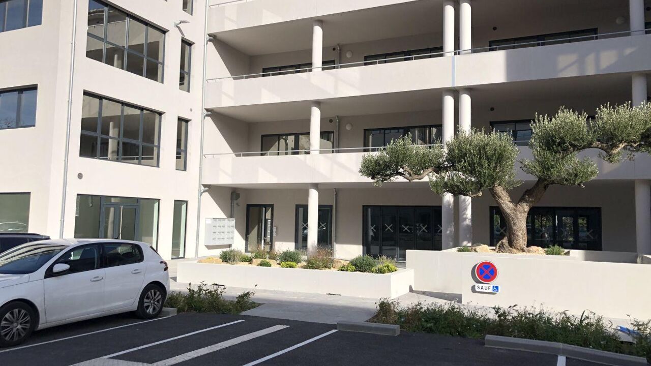 bureau 1 pièces 182 m2 à louer à Aubagne (13400)