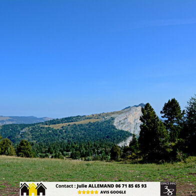 Terrain  240000 €