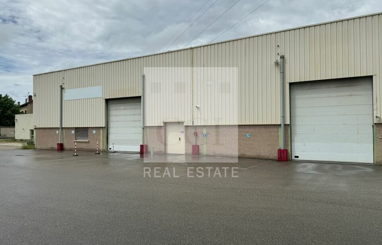 commerce  pièces 530 m2 à louer à Ruy (38300)