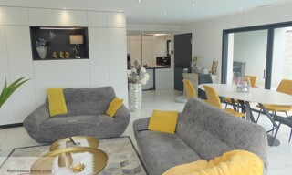 Maison 8 Pièces 235 m² à vendre à Nîmes (30000)