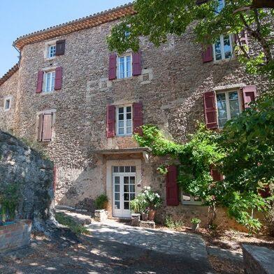 Maison 12 pièces 850000 €