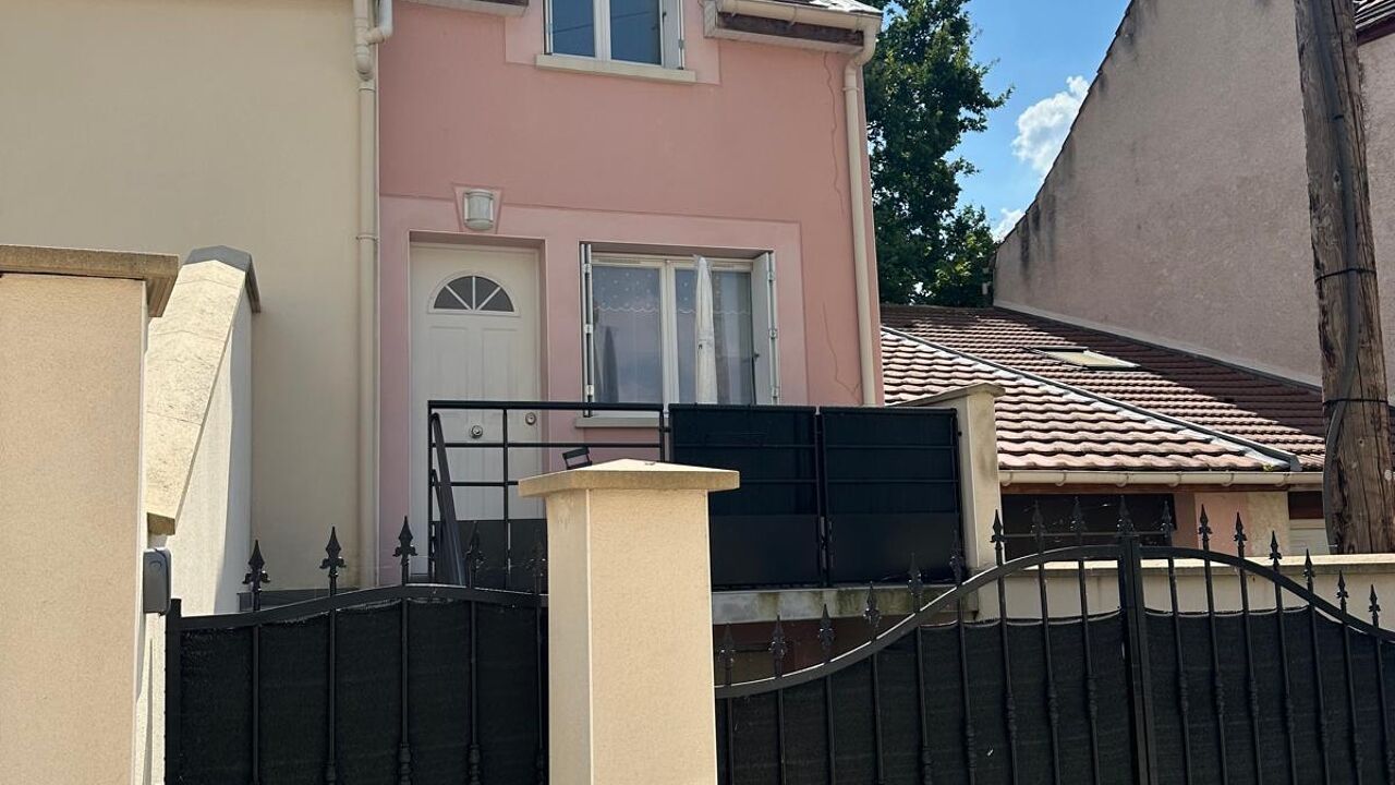 maison 2 pièces 40 m2 à vendre à Mareuil-Lès-Meaux (77100)