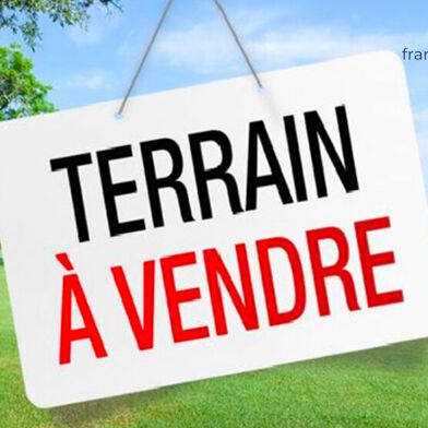 Terrain 1000 m²