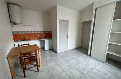 location appartement 285 € CC /mois à proximité de Bellegarde-Marsal (81430)