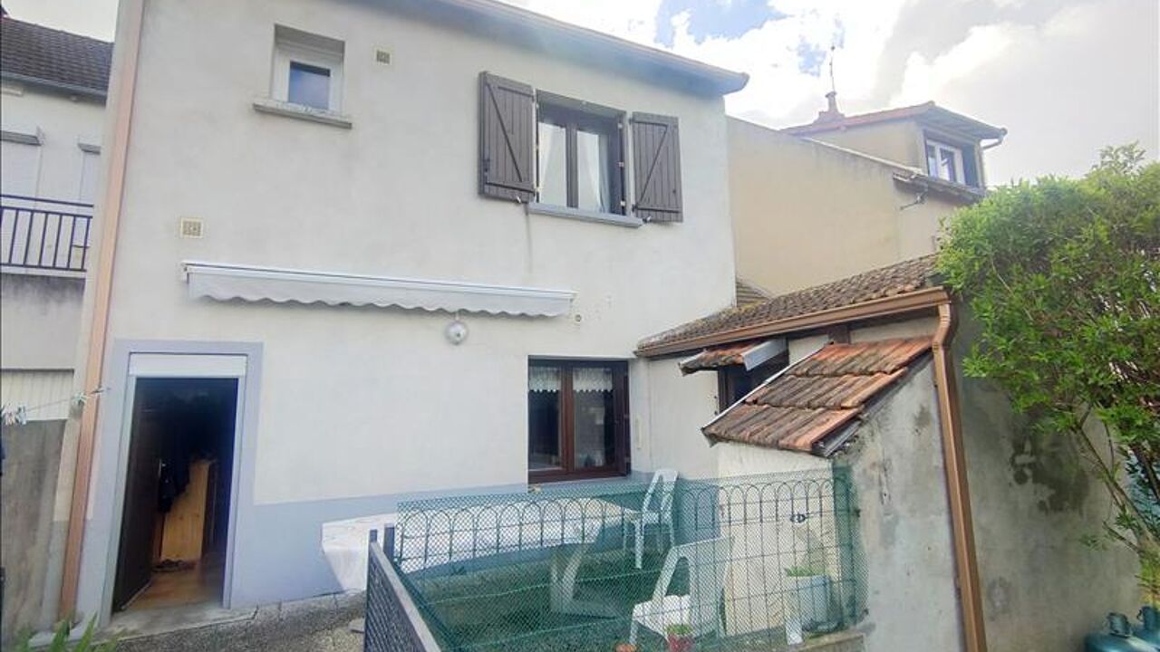 maison 4 pièces 95 m2 à vendre à Désertines (03630)