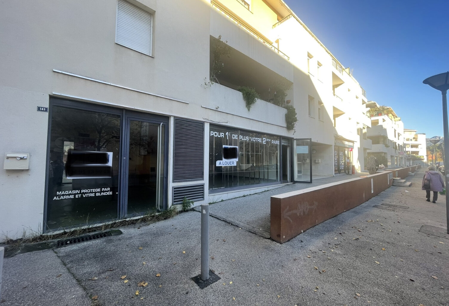 Local - 159 Avenue Gabriel Péri — photo 1