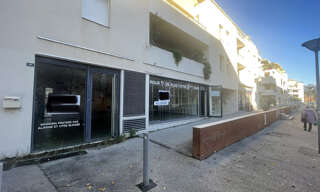 Commerce  76 m² à louer à Aubagne (13400)