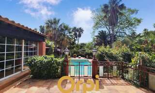 Maison 6 Pièces 365 m² à vendre à La Cadière-d'Azur (83740)