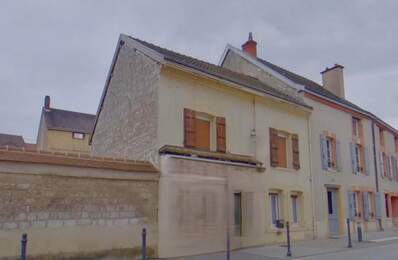Maison À Vendre + dépendance avec garage — photo du bien