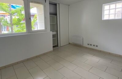 location appartement 699 € CC /mois à proximité de Drancy (93700)