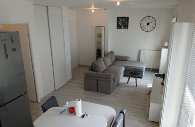 location appartement 800 € CC /mois à proximité de Morangis (91420)