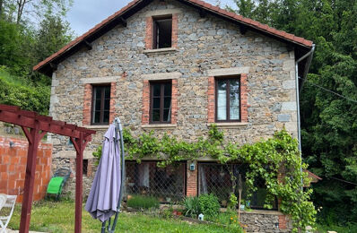 vente maison 215 000 € à proximité de Saint-Rémy-sur-Durolle (63550)