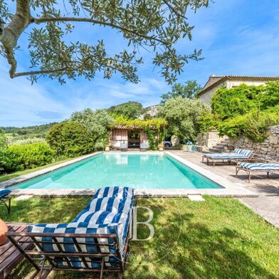 Maison 11 pièces 1575000 €