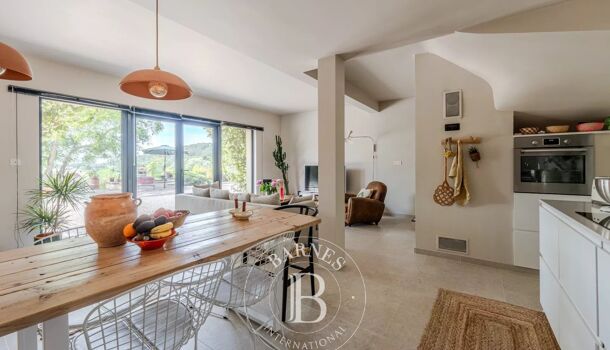 Villa / Maison 11 pièces  à vendre Lourmarin 84160