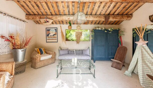Villa / Maison 11 pièces  à vendre Lourmarin 84160