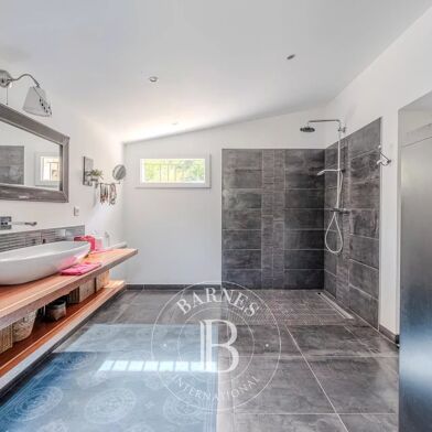 Maison 11 pièces 1575000 €