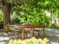 LOURMARIN CENTRE- 320m2 - 6 CHAMBRES-PISCINE-1.6 Ha — photo 2