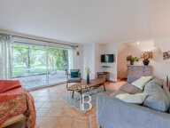 LOURMARIN CENTRE- 320m2 - 6 CHAMBRES-PISCINE-1.6 Ha — photo 3