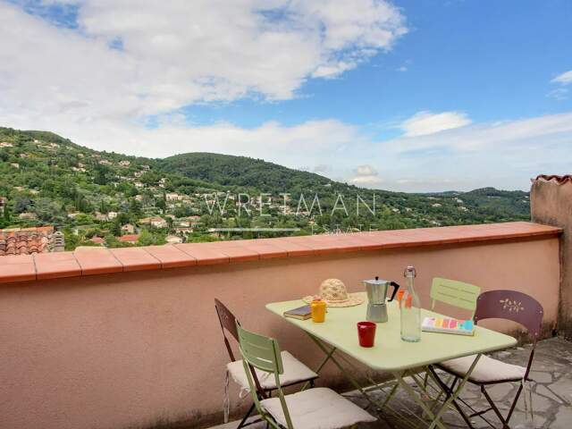 Charmante maison de village avec terrasses - Seillans — photo du bien