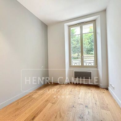 Appartement 3 pièces 560000 €