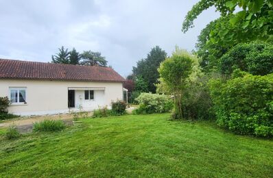 vente maison 136 500 € à proximité de Coussay-les-Bois (86270)