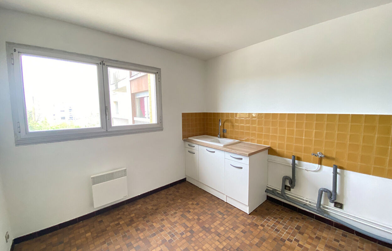 appartement 3 pièces 70 m2 à louer à Châteauroux (36000)