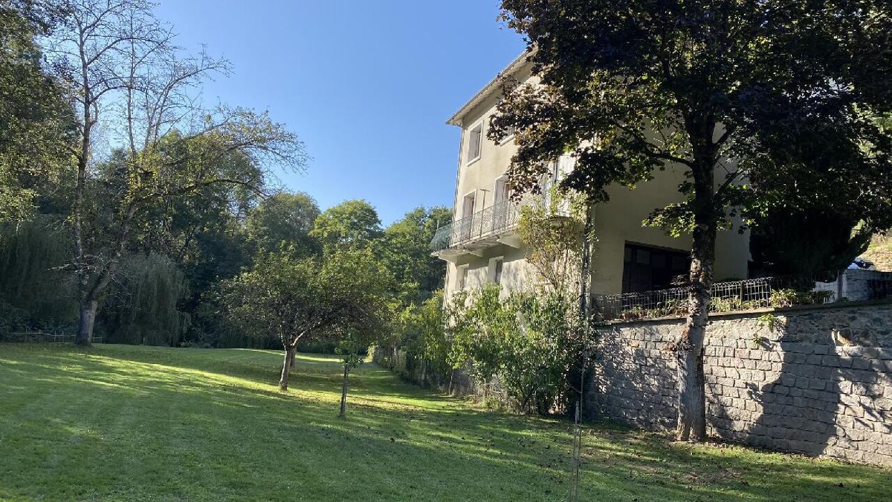 maison 8 pièces 165 m2 à vendre à Pierre-Buffière (87260)