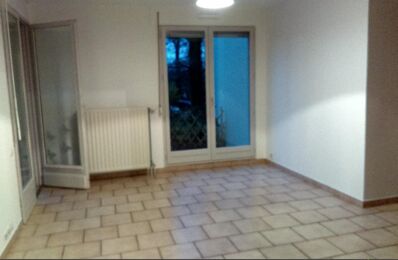 location appartement 555 € CC /mois à proximité de Charnay-Lès-Mâcon (71850)