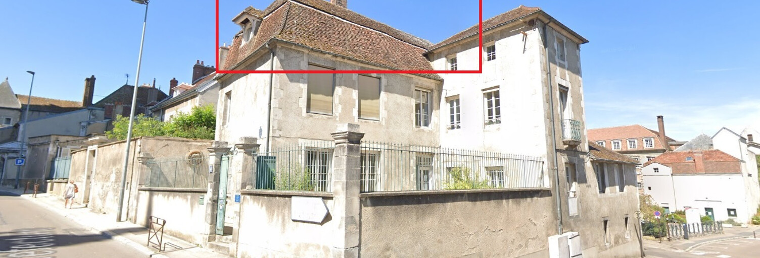 Bureau  76 m² à louer à Auxerre (89000)