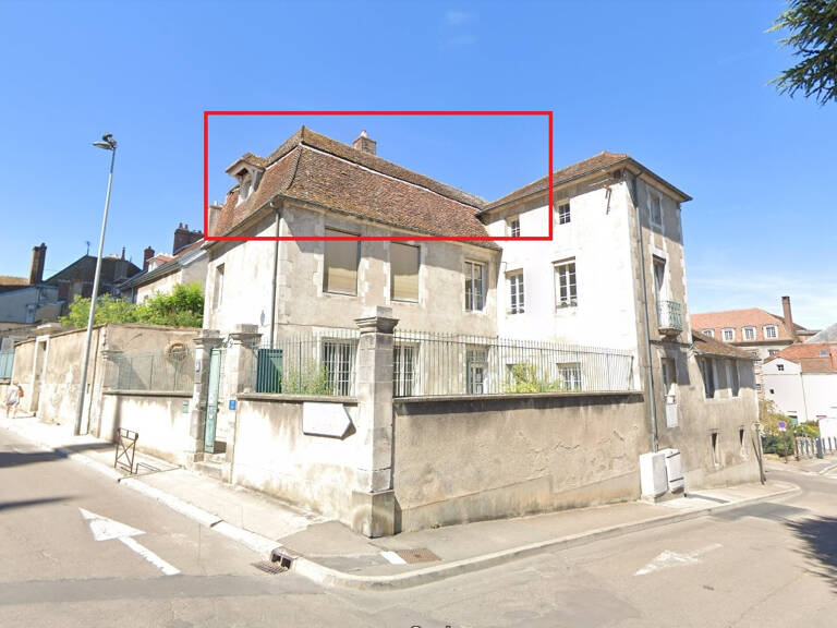 AUXERRE CENTRE - PLACE DE LA PREFECTURE -  BUREAUX - SALLE  OUVERTE - 76M² — photo 1