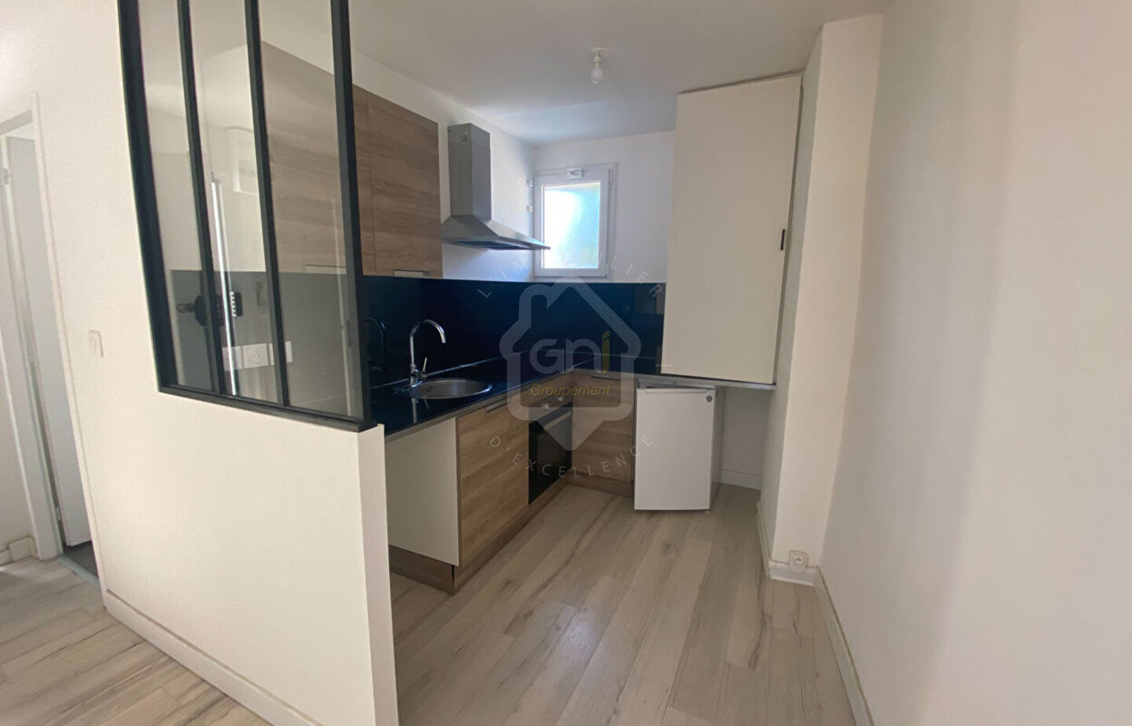 appartement 2 pièces 42 m2 à louer à Nîmes (30000)