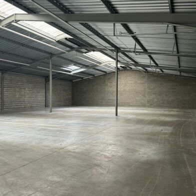 Commerce  1320000 €