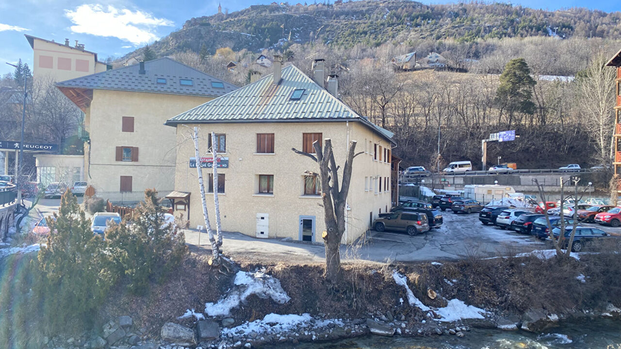 commerce  pièces 191 m2 à vendre à Briançon (05100)