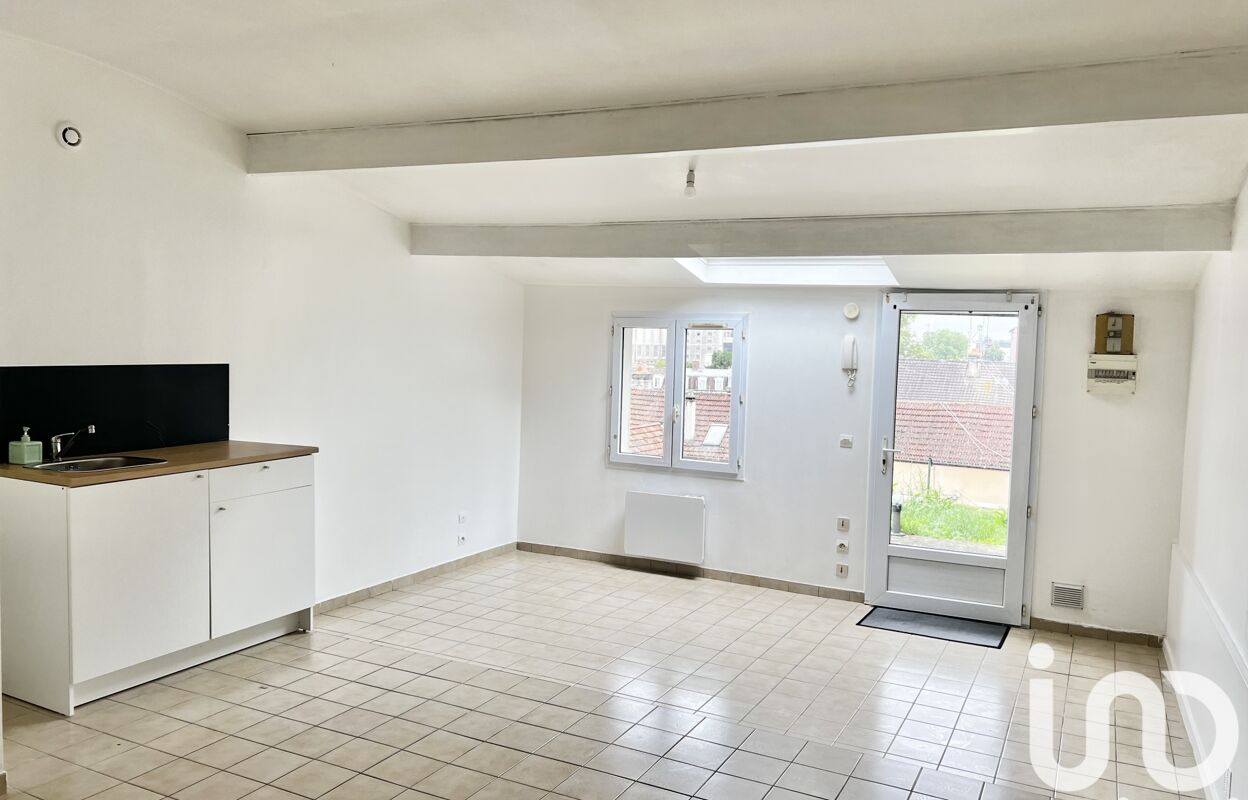 appartement 1 pièces 30 m2 à vendre à Saint-Germain-Lès-Corbeil (91250)