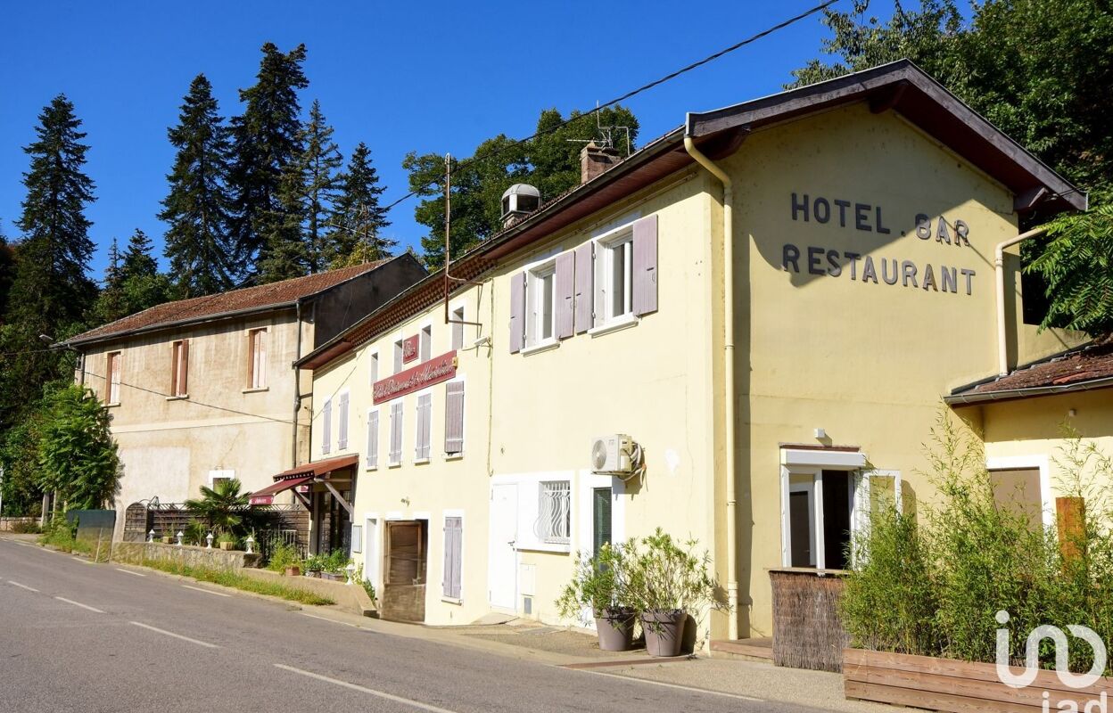 divers  pièces 630 m2 à vendre à Saint-Uze (26240)