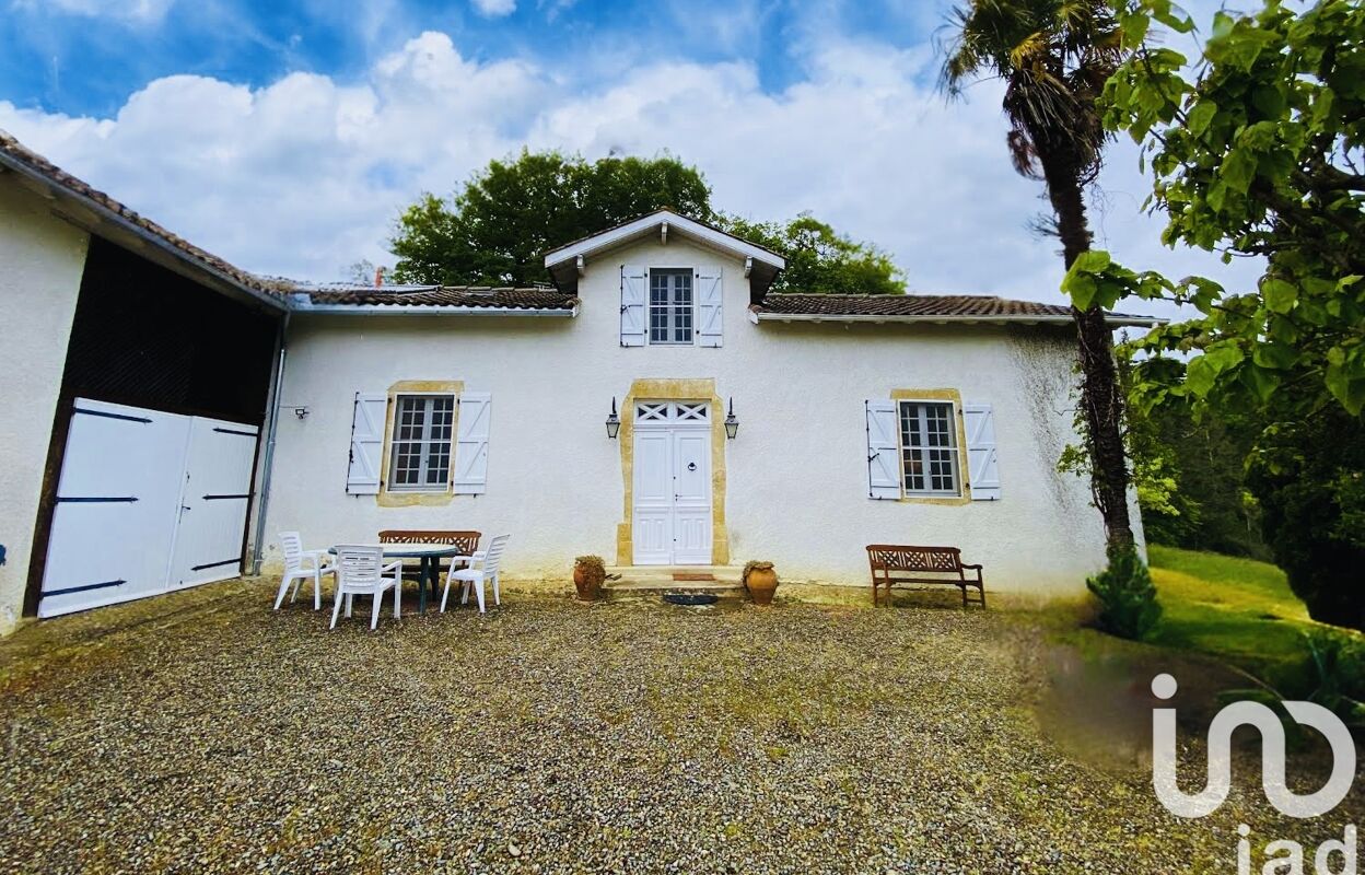 maison 6 pièces 228 m2 à vendre à Sauveterre (65700)