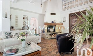 Maison 8 Pièces 234 m² à vendre à Saint-Cannat (13760)