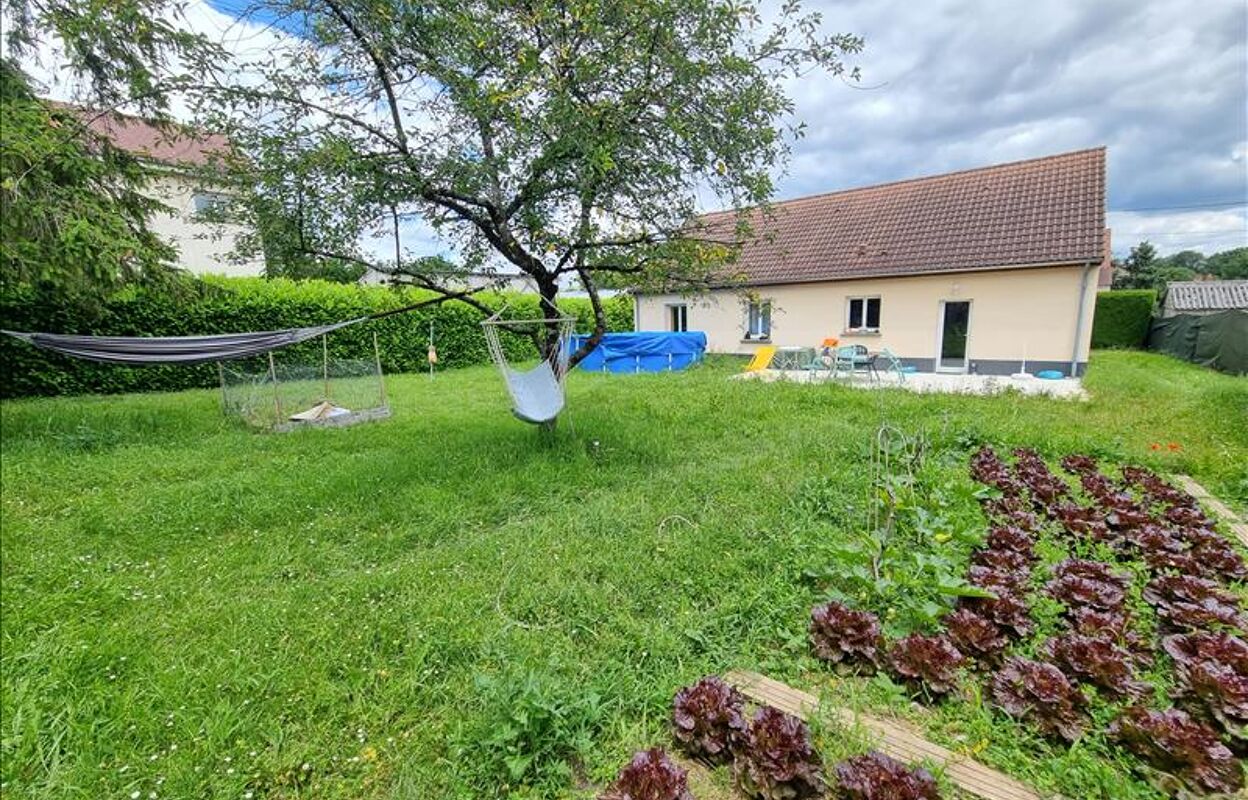 maison 5 pièces 98 m2 à vendre à Mehun-sur-Yèvre (18500)