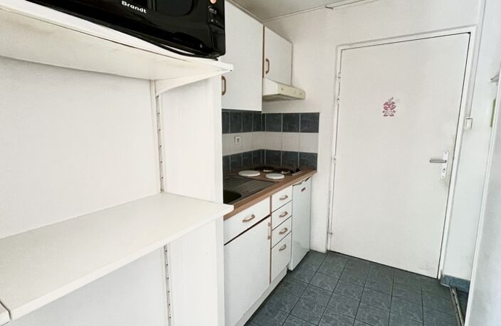 Vente appartement 1 pièce 25 m² Les Clayes-sous-Bois (78340) — photo 2